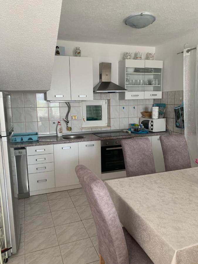 Holiday Apartments Lucic - Feels Like Home, Away From Home Ražanj エクステリア 写真