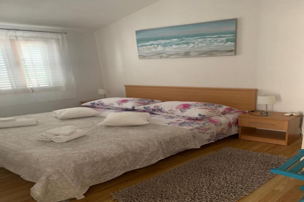 Holiday Apartments Lucic - Feels Like Home, Away From Home Ražanj エクステリア 写真