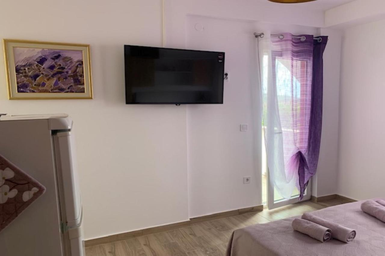 Holiday Apartments Lucic - Feels Like Home, Away From Home Ražanj エクステリア 写真