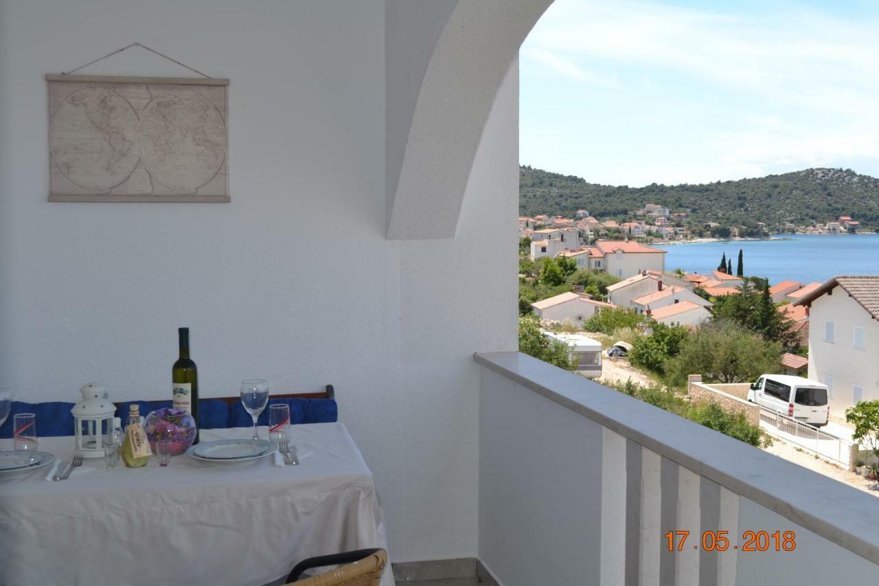 Holiday Apartments Lucic - Feels Like Home, Away From Home Ražanj エクステリア 写真