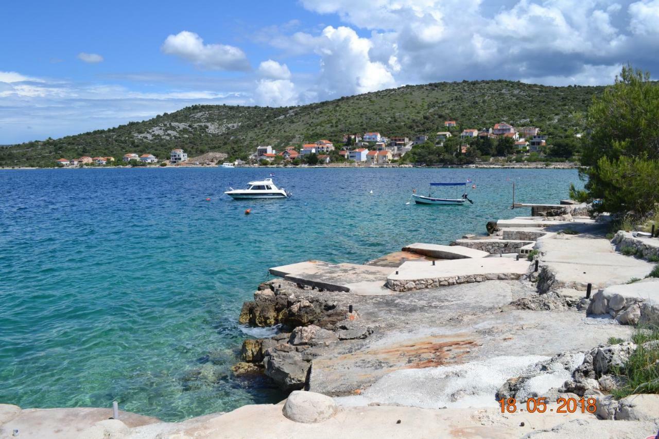 Holiday Apartments Lucic - Feels Like Home, Away From Home Ražanj エクステリア 写真