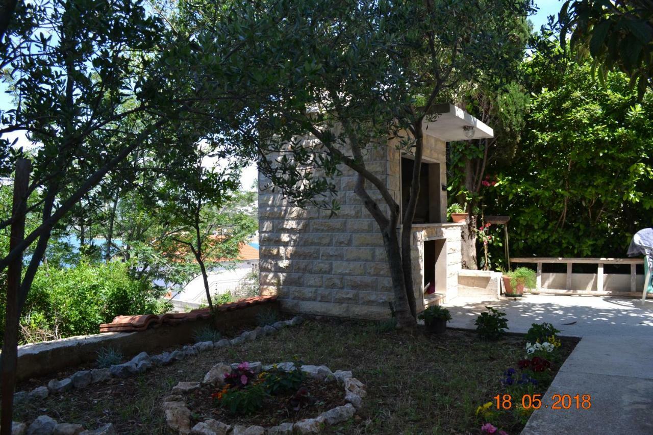 Holiday Apartments Lucic - Feels Like Home, Away From Home Ražanj エクステリア 写真
