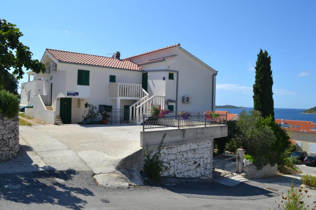 Holiday Apartments Lucic - Feels Like Home, Away From Home Ražanj エクステリア 写真
